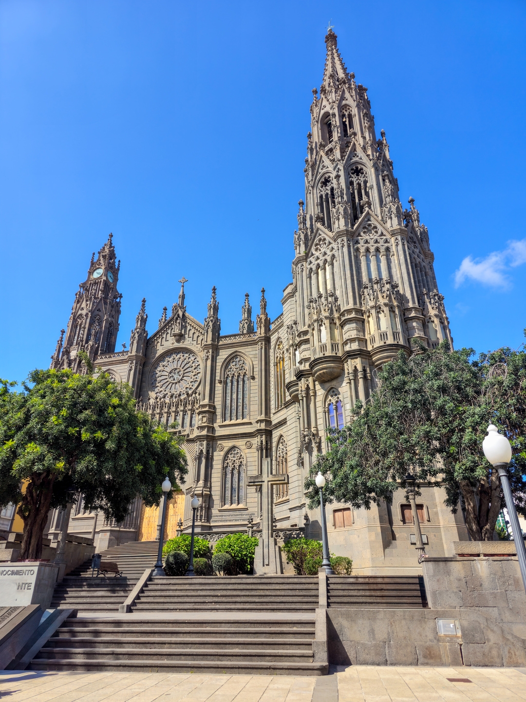 Arucas: Iglesia de San Juan Bautista.